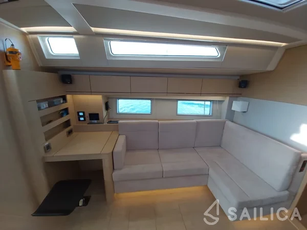 Hanse 548 - Yacht Charter Sailica