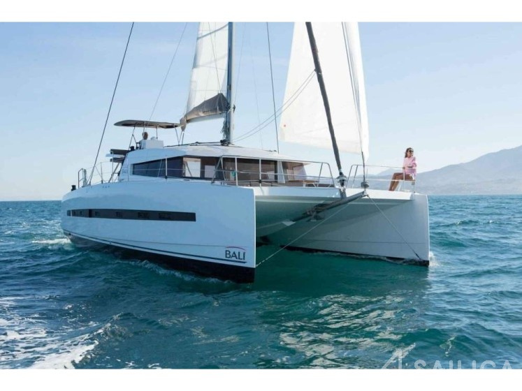 Bali 4.2 - Yacht Charter Sailica