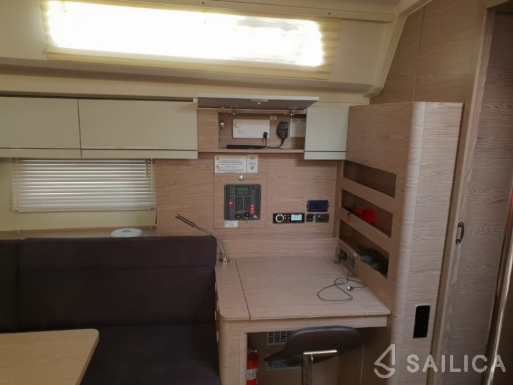 Hanse 508 - Yacht Charter Sailica