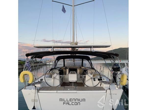 Dufour 460 GL - Yacht Charter Sailica