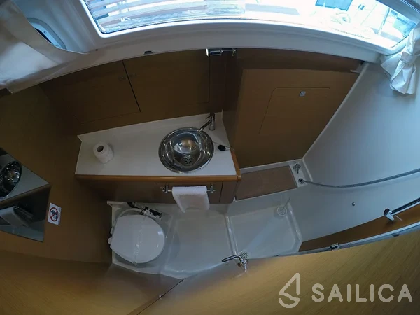 Sun Odyssey 449 - Yacht Charter Sailica