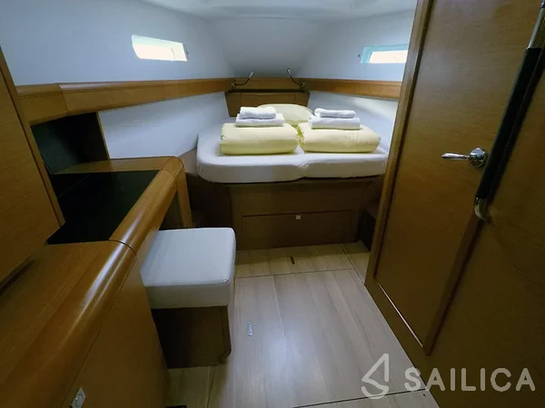 Sun Odyssey 449 - Yacht Charter Sailica