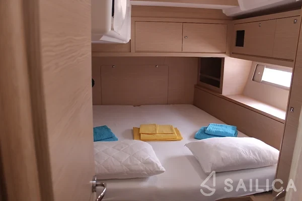 Dufour 530 - Yacht Charter Sailica