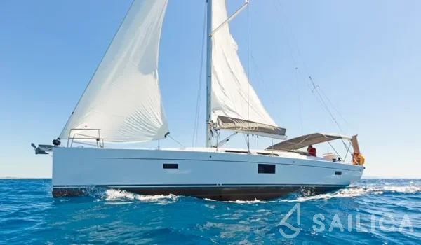 Hanse 455 - Yacht Charter Sailica