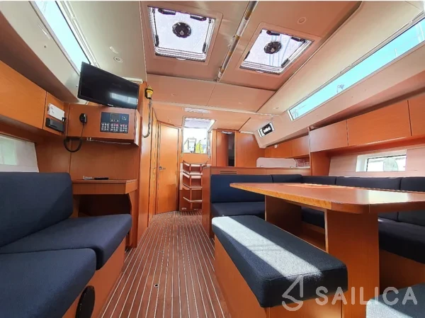 Bavaria C45 - Yacht Charter Sailica