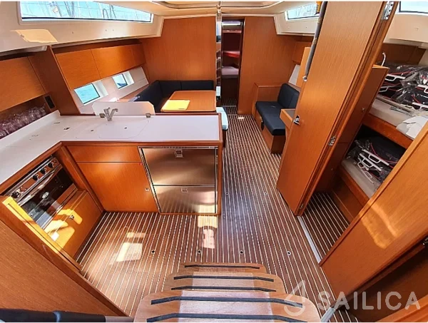 Bavaria C45 - Yacht Charter Sailica