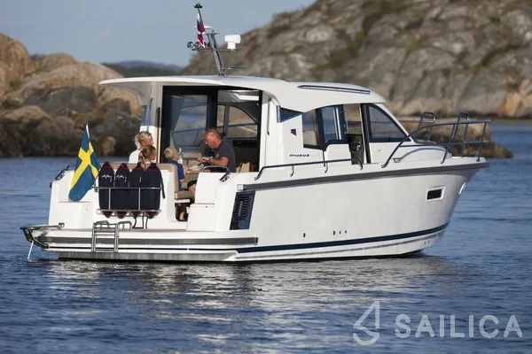 Nimbus 305 Coupe - Yacht Charter Sailica
