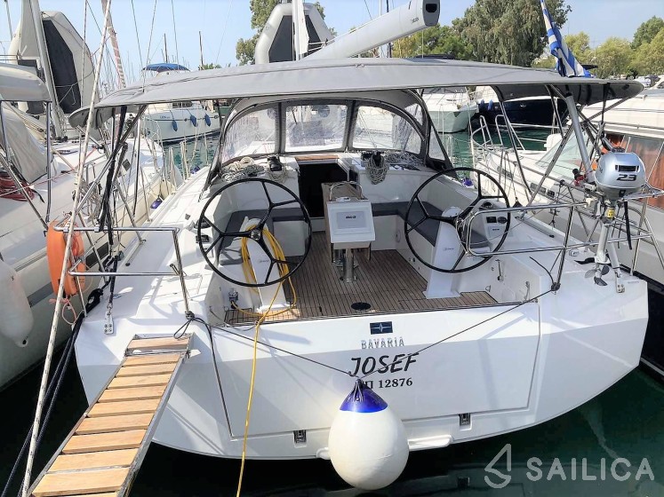 Bavaria C42 - Yacht Charter Sailica