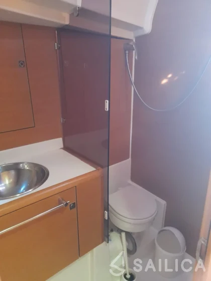 Sun Odyssey 439 - Yacht Charter Sailica