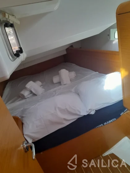 Sun Odyssey 439 - Yacht Charter Sailica