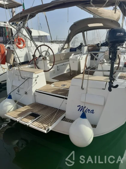 Sun Odyssey 439 - Yacht Charter Sailica