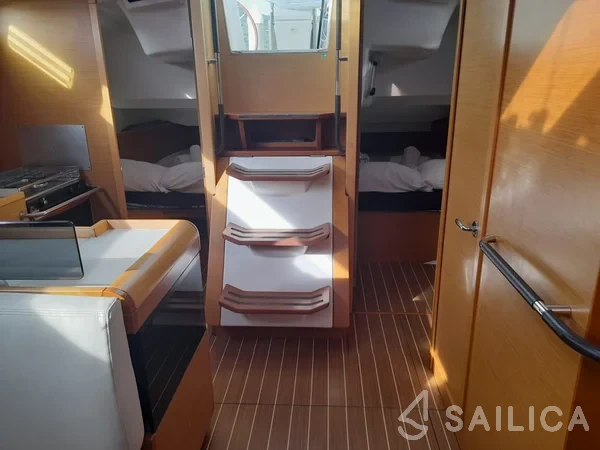 Sun Odyssey 439 - Yacht Charter Sailica