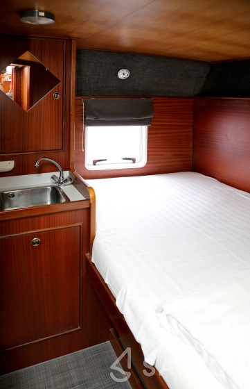 Merenpoort 1100s - Yacht Charter Sailica