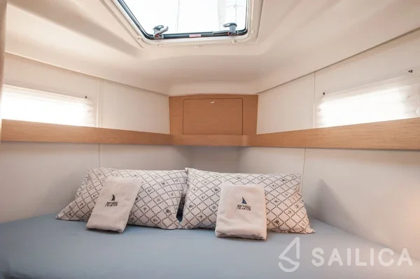 Elan 45 Impression - Yacht Charter Sailica