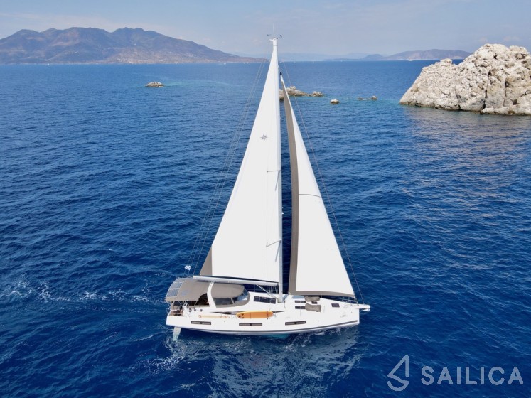 Jeanneau 60 - Yacht Charter Sailica