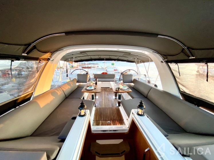 Jeanneau 60 - Yacht Charter Sailica