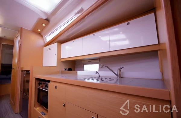 Dufour 390 - Yacht Charter Sailica