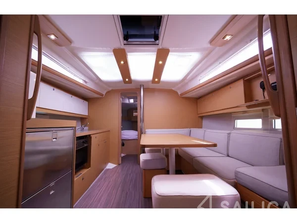 Dufour 390 - Yacht Charter Sailica