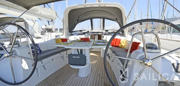 Oceanis 50 Family - Yacht Charter Sailica