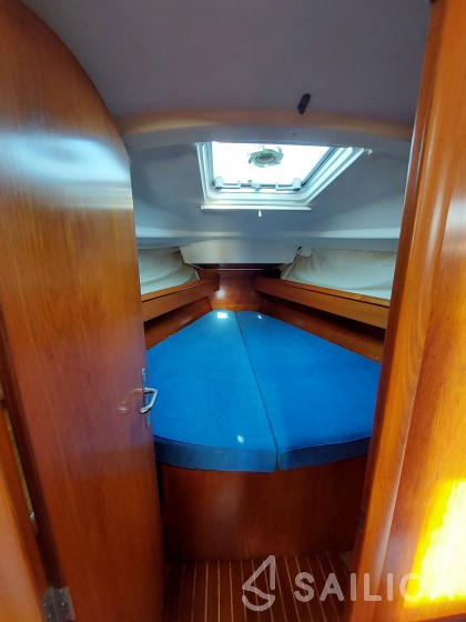 Sun Odyssey 37 - Yacht Charter Sailica