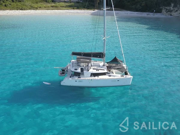 Lagoon 450  Flybridge - Yacht Charter Sailica