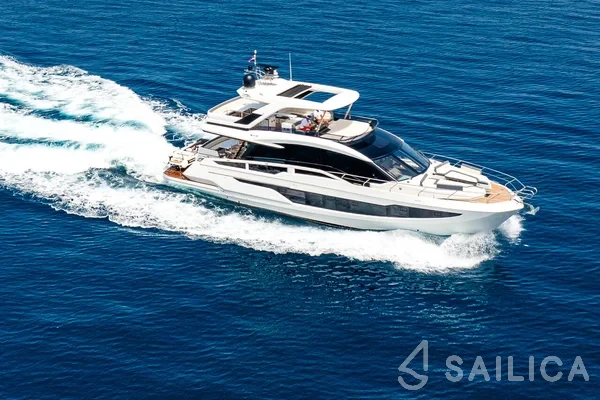 Galeon 640 Fly - Yacht Charter Sailica