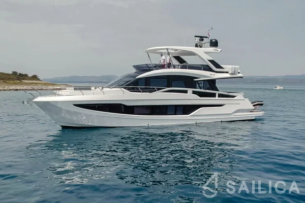 Galeon 640 Fly - Yacht Charter Sailica