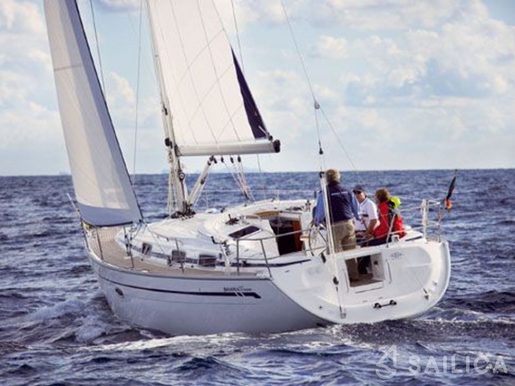 Bavaria 37 Cruiser - Yacht Charter Sailica
