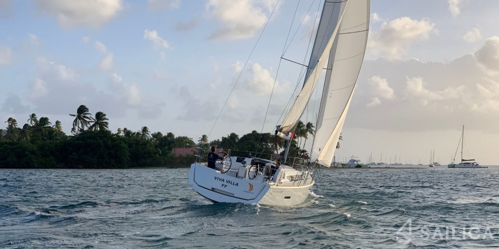Sun Odyssey 389 - Yacht Charter Sailica
