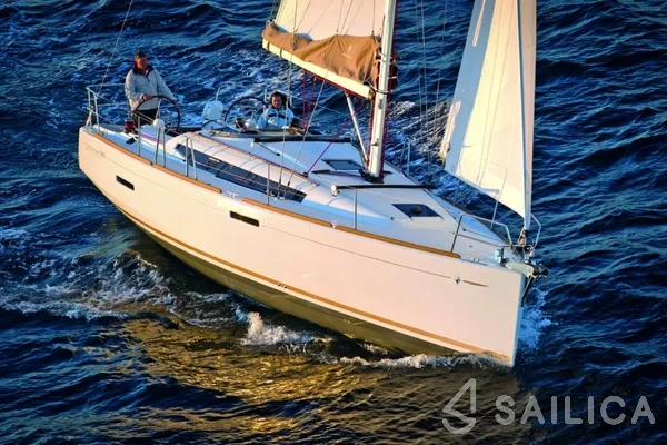 Sun Odyssey 389 - Yacht Charter Sailica