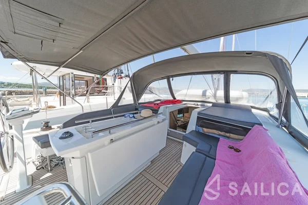 Oceanis 46.1 - Yacht Charter Sailica