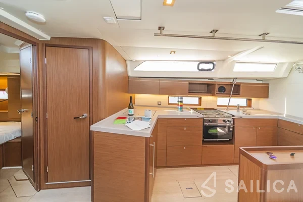 Oceanis 46.1 - Yacht Charter Sailica