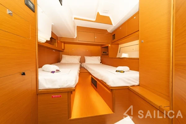 Dufour 530 - Yacht Charter Sailica