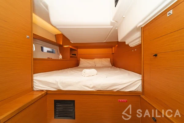 Dufour 530 - Yacht Charter Sailica