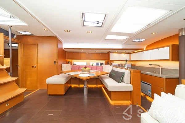 Dufour 530 - Yacht Charter Sailica