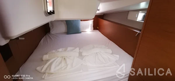 Sun Odyssey 490 - Yacht Charter Sailica