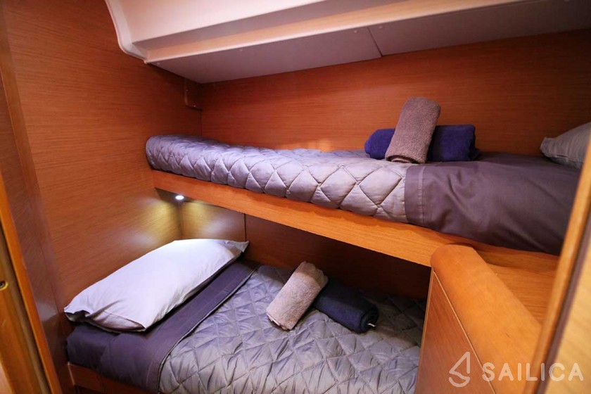 Sun Odyssey 439 - Yacht Charter Sailica
