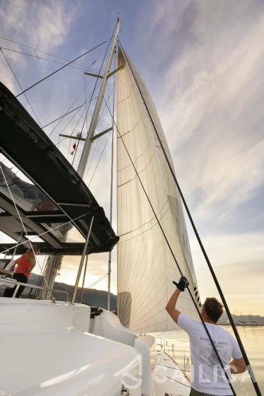 Lagoon 52F - Yacht Charter Sailica