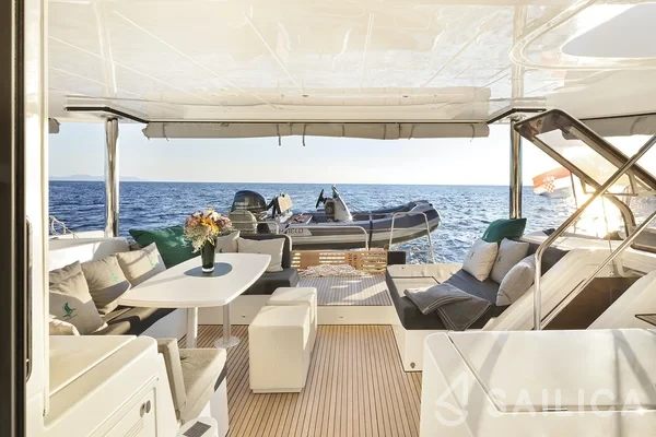 Lagoon 52F - Yacht Charter Sailica