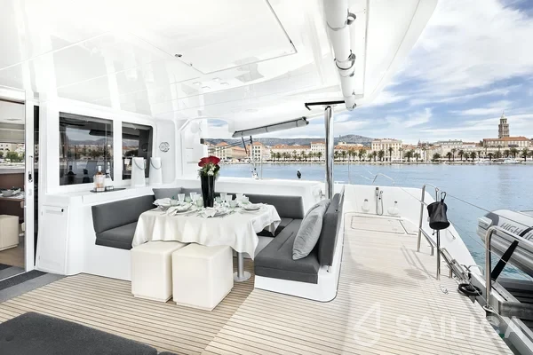 Lagoon 52F - Yacht Charter Sailica