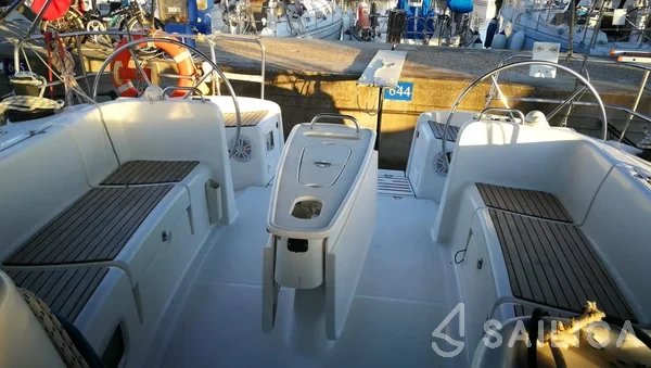 Cyclades 50.4 - Yacht Charter Sailica