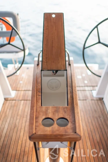 Bavaria C42 - Yacht Charter Sailica