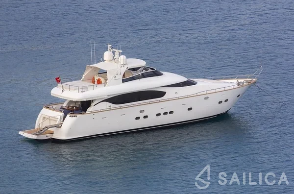 Maiora 24 - Yacht Charter Sailica