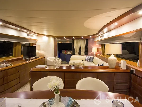 Maiora 24 - Yacht Charter Sailica