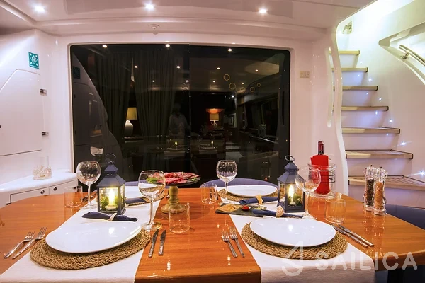 Maiora 24 - Yacht Charter Sailica