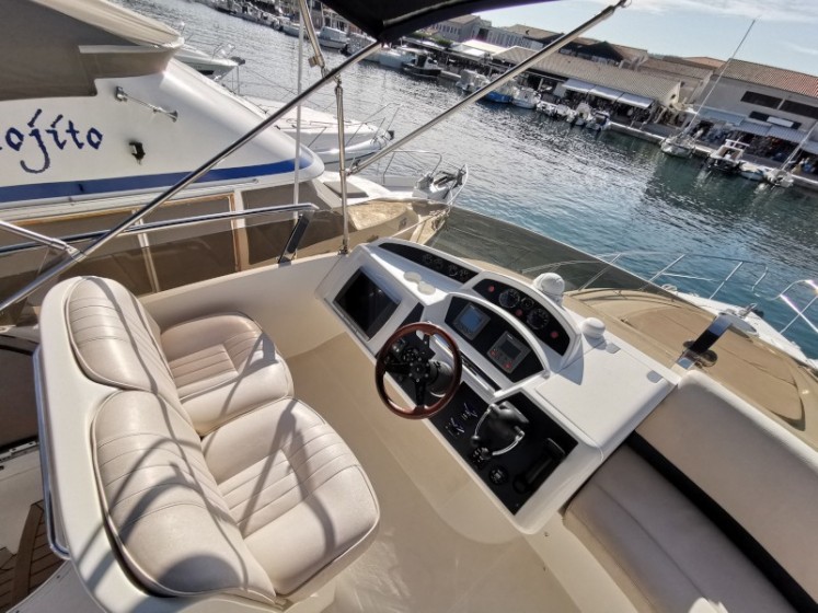Princess 42 - Yacht Charter Sailica
