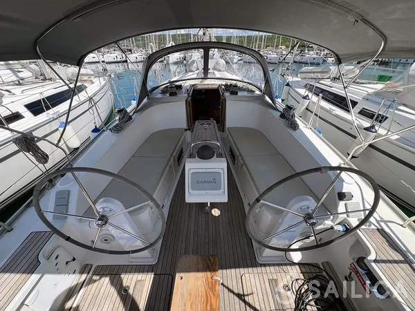Bavaria 41 Cruiser - Yacht Charter Sailica