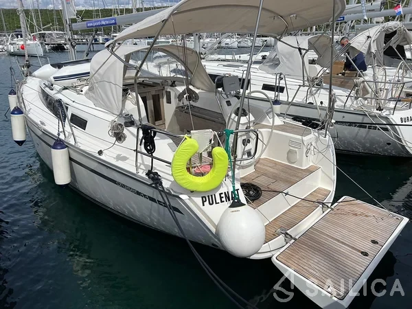 Bavaria 33 Cruiser - Yacht Charter Sailica