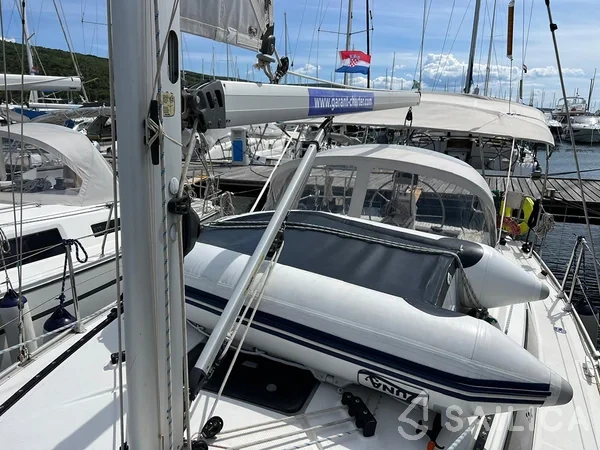 Bavaria 33 Cruiser - Yacht Charter Sailica