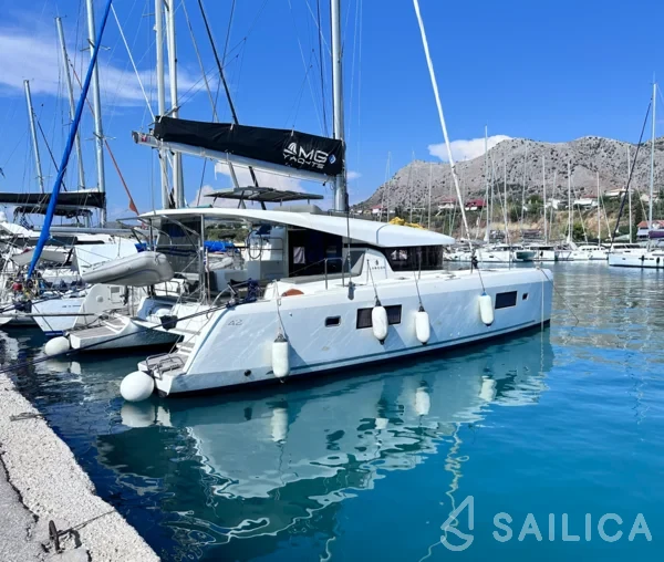 Lagoon 42 - Yacht Charter Sailica